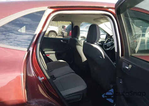 2021 Ford Escape Se z USA, uszkodzony, nr VIN 1FMCU9G60MUA32361